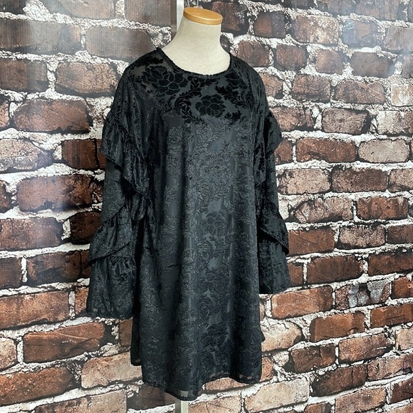 Love Rich Dress Womens Small S Black NWT Velvety & Blushing Ruffles Mini Floral - Picture 8 of 16